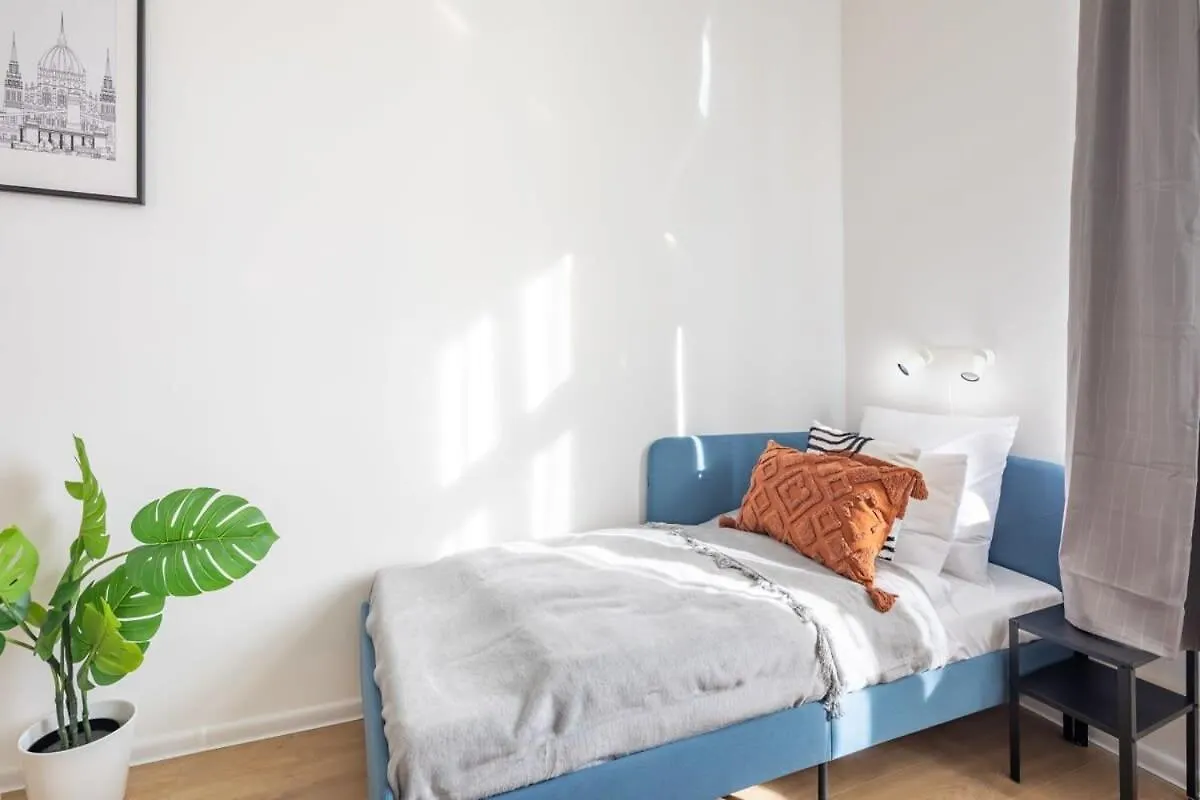 Central - Cute And Comfy Home Budapest Apartment
