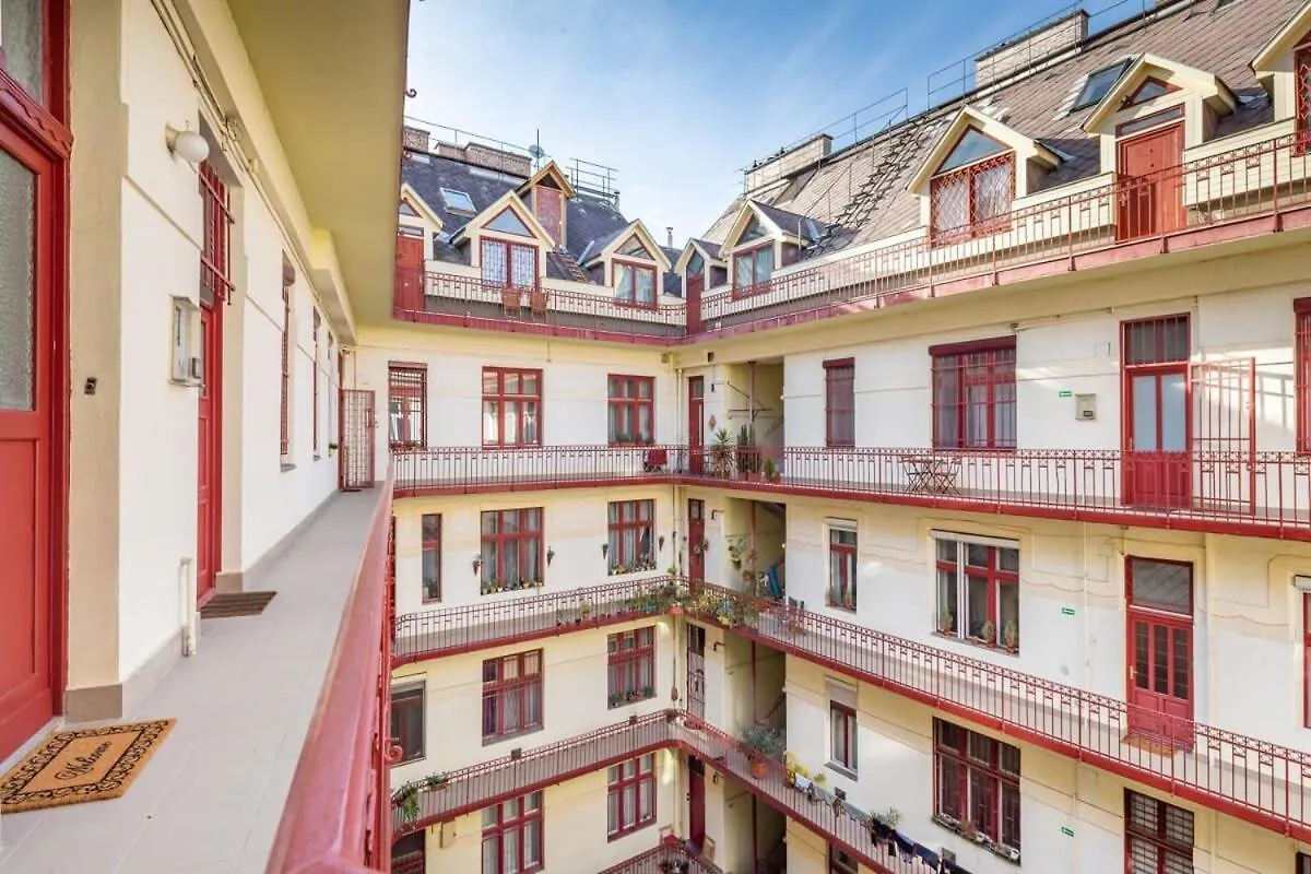 Apartment Central - Cute And Comfy Home Budapest