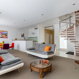 Penthouse With Free Parking And Free Bikes, Wellness 8 Min Walk Budapeszt